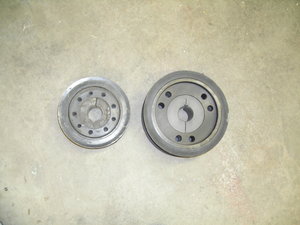 old and new pulleys.JPG
